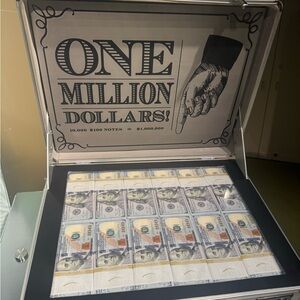 Meet your Posher, Utami ayu